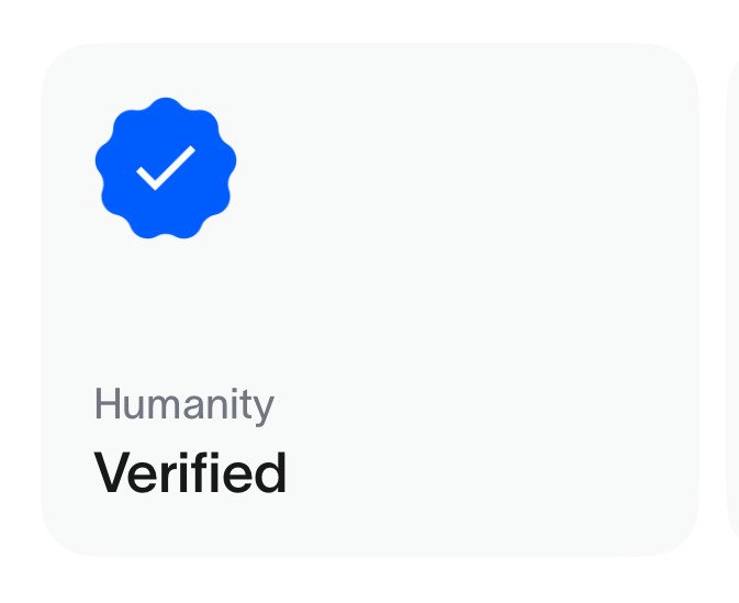 World ID programėlėje rodoma „Humanity Verified“ žyma